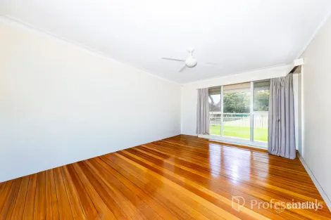Property photo of 4 Woods Street St Albans VIC 3021