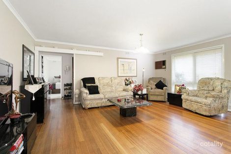 Property photo of 2 Feathertop Drive Noble Park North VIC 3174