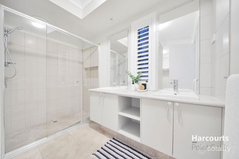 Property photo of 18 Fairbridge Road Point Cook VIC 3030