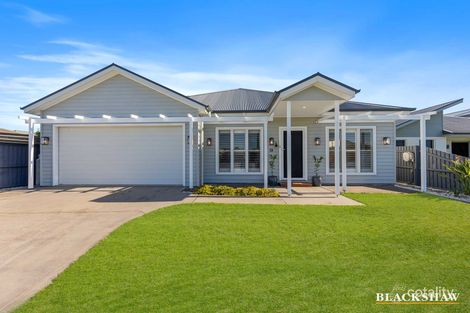 13 Bagarin Ave, Tomakin, NSW 2537