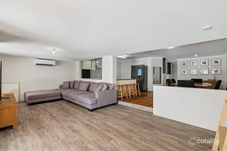 Property photo of 119 Bottlebrush Drive Kiara WA 6054