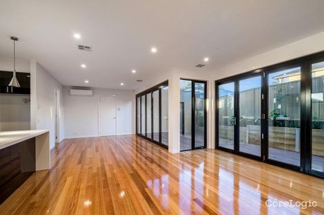Property photo of 1/45 Peter Street Box Hill North VIC 3129