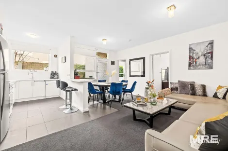 15/30 Mona Pl, South Yarra, VIC 3141