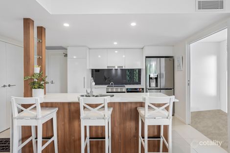 Property photo of 426/33 Lakefront Crescent Varsity Lakes QLD 4227