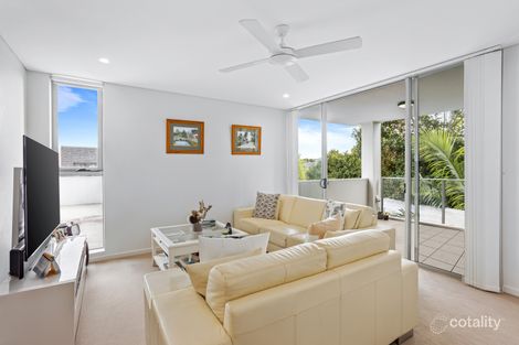 Property photo of 426/33 Lakefront Crescent Varsity Lakes QLD 4227