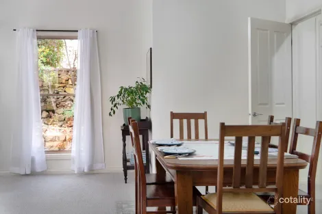 Property photo of 24 Urquhart Street Castlemaine VIC 3450