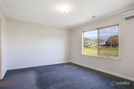 Property photo of 1 Peck Avenue Strathmore VIC 3041