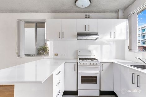 Property photo of 1/5 Sturdee Parade Dee Why NSW 2099