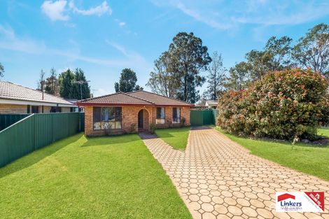 Property photo of 13 Naylor Place Ingleburn NSW 2565