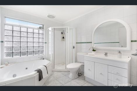Property photo of 12 Yanigin Drive Glen Waverley VIC 3150