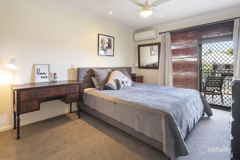 Property photo of 2/3 Henry Street Wynnum QLD 4178