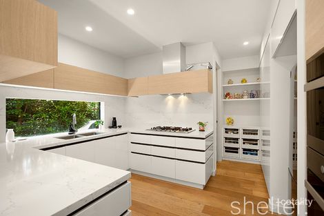 Property photo of 2 Staughton Road Glen Iris VIC 3146