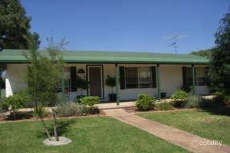 39 Operator St, West Wyalong, NSW 2671