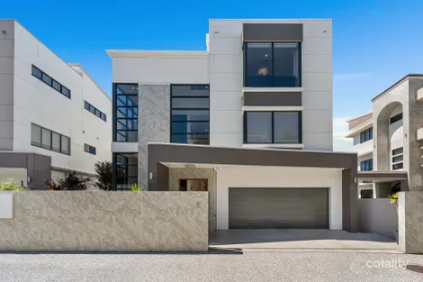 2/285 Main Rd, Wellington Point, QLD 4160