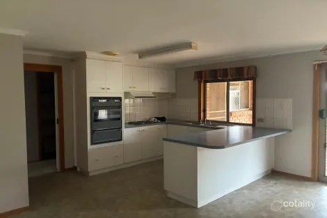 Property photo of 28 Norton Drive Mooroopna VIC 3629