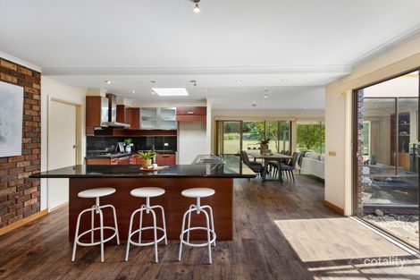 Property photo of 25 Caithness Crescent Glen Waverley VIC 3150