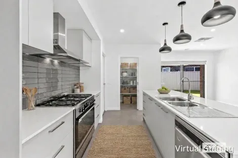 Property photo of 13 Torrens Road Leneva VIC 3691