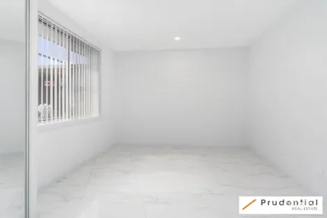 Property photo of 5 Insignia Street Sadleir NSW 2168