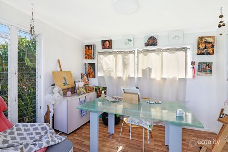 Property photo of 8 Sanibel Court Parrearra QLD 4575