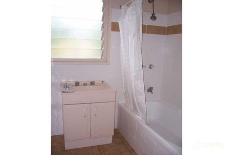 Property photo of 5 Thornbury Avenue Unanderra NSW 2526