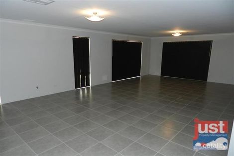 Property photo of 5 Claymore Loop Dalyellup WA 6230