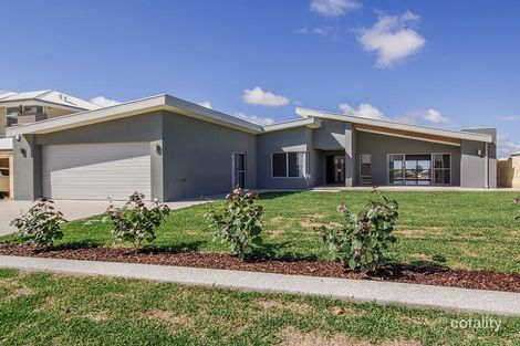 Property photo of 24 Barrenjoey Parkway Secret Harbour WA 6173