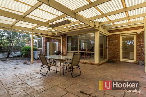 Property photo of 6 Riley Place Hampton Park VIC 3976