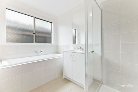 Property photo of 18 Naso Place Clyde North VIC 3978