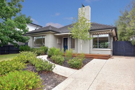 Property photo of 30 Lawson Street Bentleigh VIC 3204