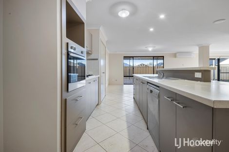 Property photo of 12 Robinhood Road Dalyellup WA 6230