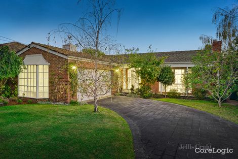 Property photo of 18 Bizley Street Mount Waverley VIC 3149