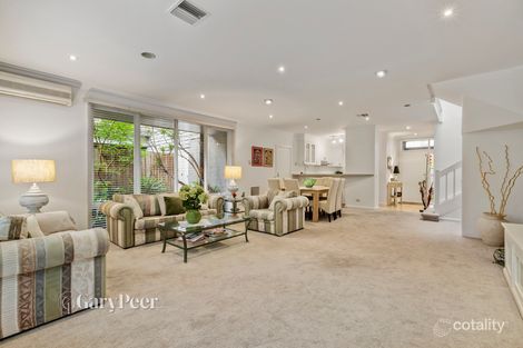 Property photo of 2/77 Allison Road Elsternwick VIC 3185