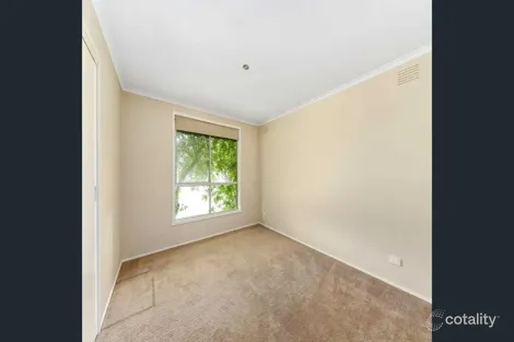 Property photo of 7 Millswyn Avenue Hampton Park VIC 3976