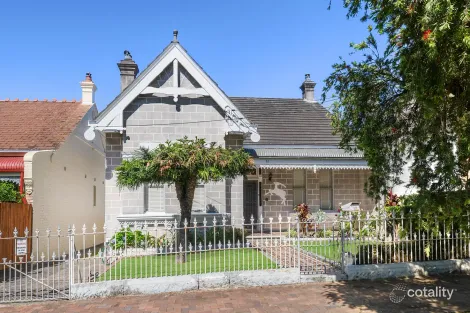 31 Barnsbury Gr, Dulwich Hill, NSW 2203