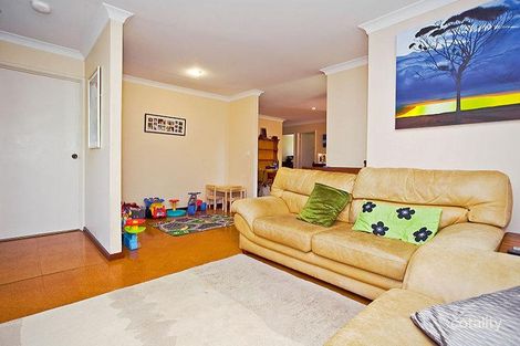 Property photo of 47 Greenfields Circle Hocking WA 6065