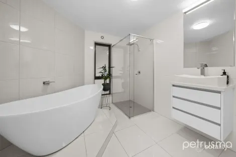 Property photo of 6 Desailly Place Howrah TAS 7018