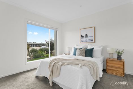 Property photo of 103 Bourbon Road Cranbourne East VIC 3977