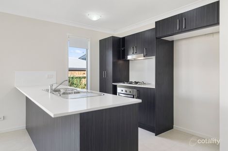 Property photo of 2/14 Cardamon Crescent Glenvale QLD 4350