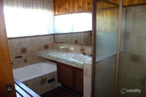 Property photo of 27 Naylor Place Ingleburn NSW 2565