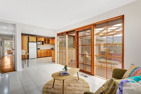 Property photo of 32 Clancys Lane Doncaster VIC 3108