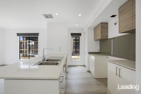 Property photo of 4 Verde Street Diggers Rest VIC 3427