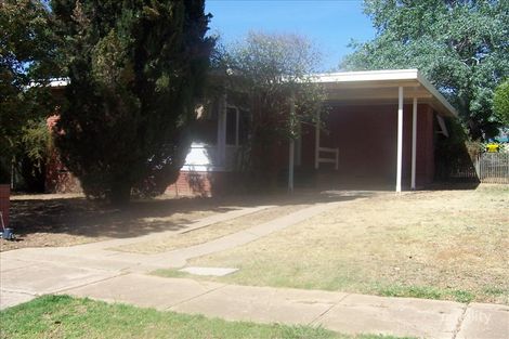 2 Immarna Pl, Kooringal, NSW 2650