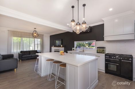 Property photo of 4 Botanic Road Warrnambool VIC 3280