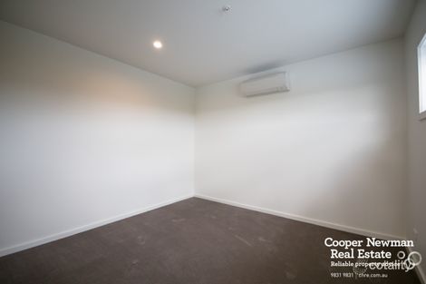 Property photo of 204/90-92 Middleborough Road Blackburn South VIC 3130