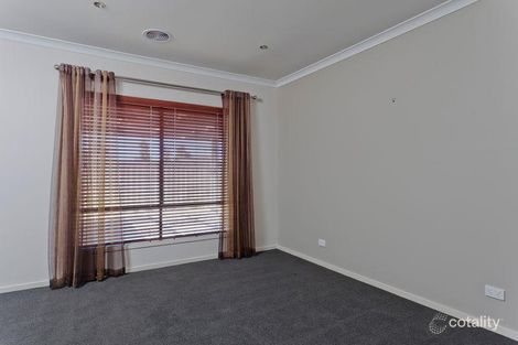 Property photo of 112 Myrtle Road Ascot VIC 3551