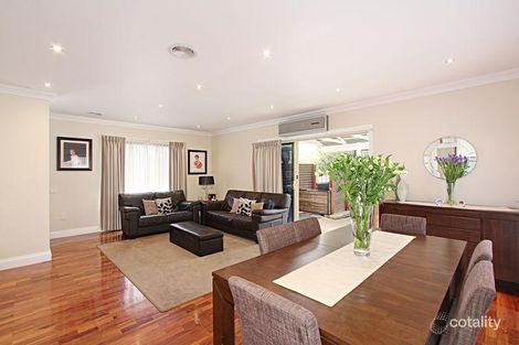 Property photo of 32 Stephensons Road Mount Waverley VIC 3149
