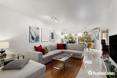 Property photo of 2/69 Folkstone Crescent Ferntree Gully VIC 3156