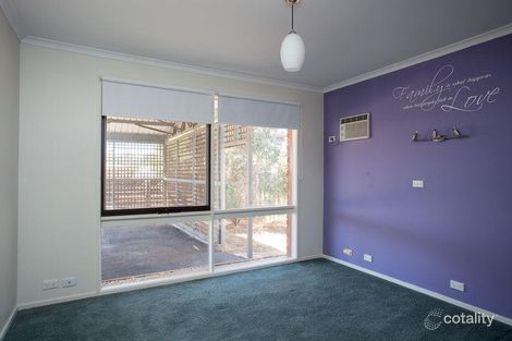 Property photo of 327 Mackenzie Street West Kangaroo Flat VIC 3555