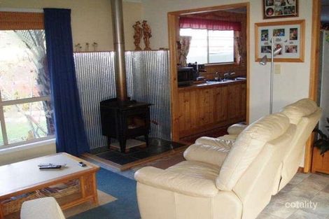 Property photo of 9 Lorikeet Drive Burrum Heads QLD 4659