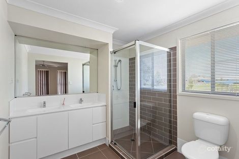 Property photo of 2 Hastings Avenue Plainland QLD 4341